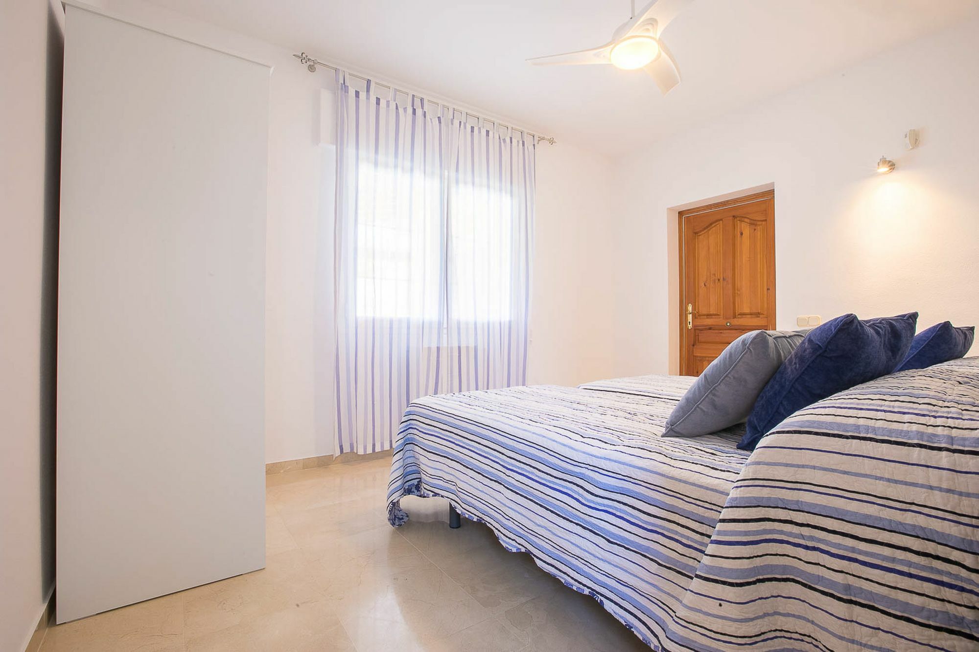 Oleholidays Azucena Villa